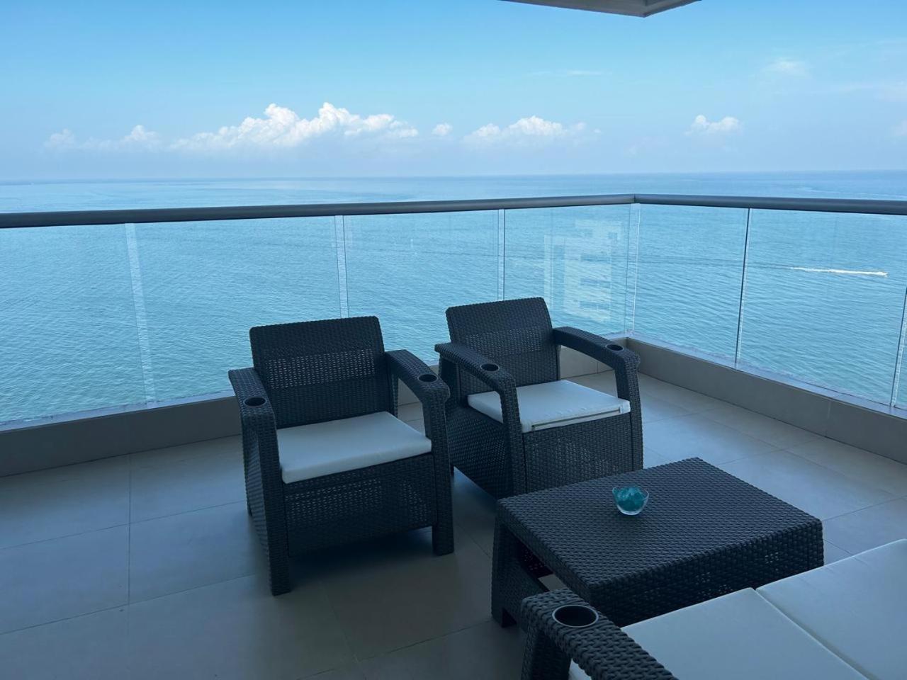Hermoso Vista Al Mar Palmetto Sunset-el Laguito